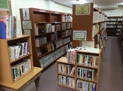 中央公民館図書室の様子